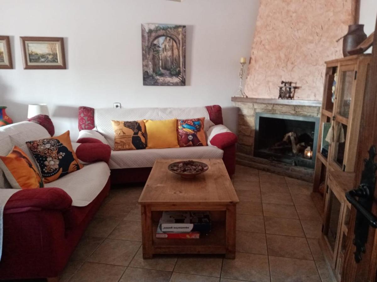 Casa Cueva Soledad Villa กวาดิกซ์ ภายนอก รูปภาพ
