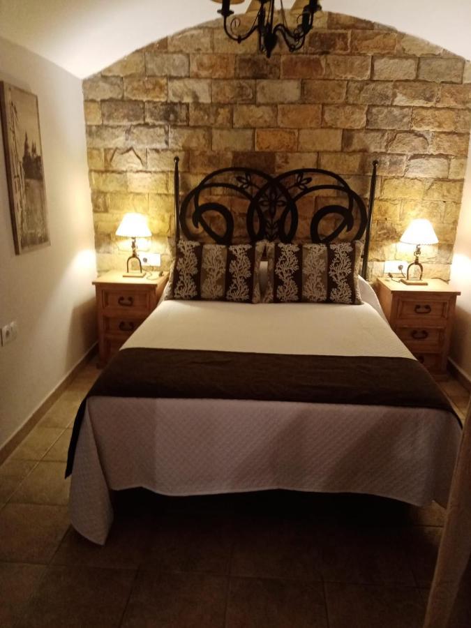 Casa Cueva Soledad Villa กวาดิกซ์ ภายนอก รูปภาพ