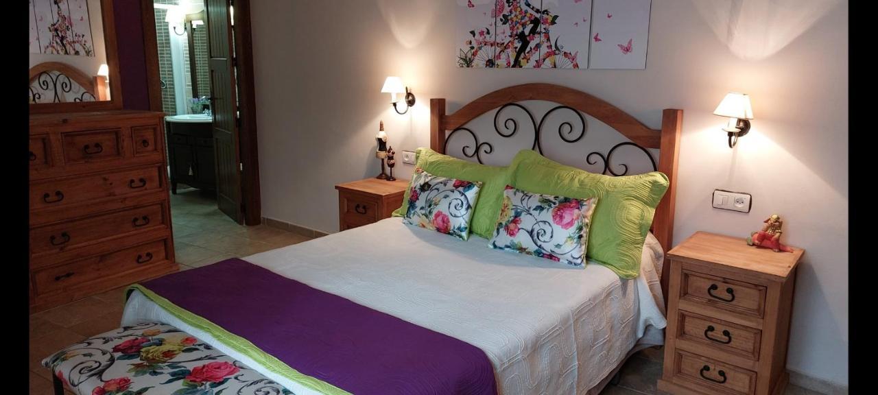 Casa Cueva Soledad Villa กวาดิกซ์ ภายนอก รูปภาพ